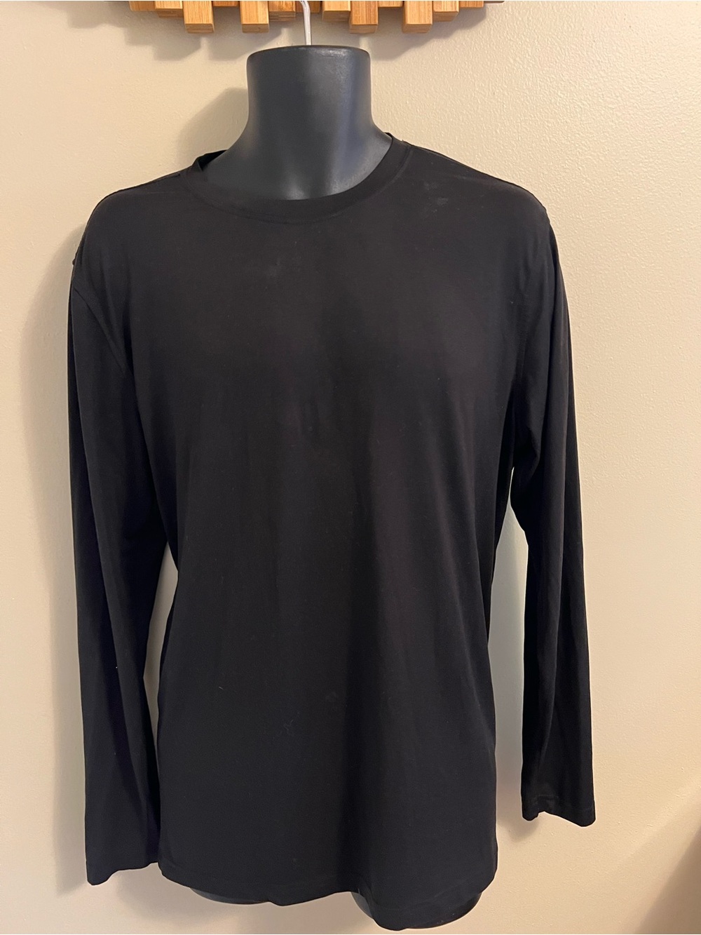 Bearbottom long sleeve men’s top medium